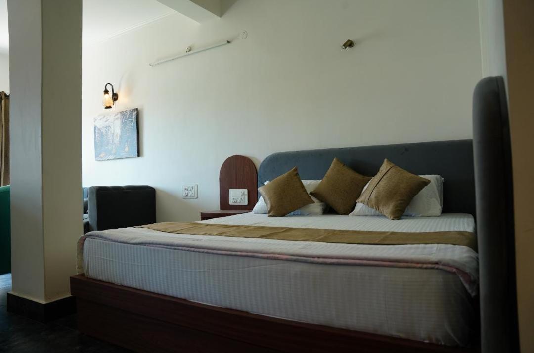 The Periwinkle Homestay Bhīm Tāl מראה חיצוני תמונה