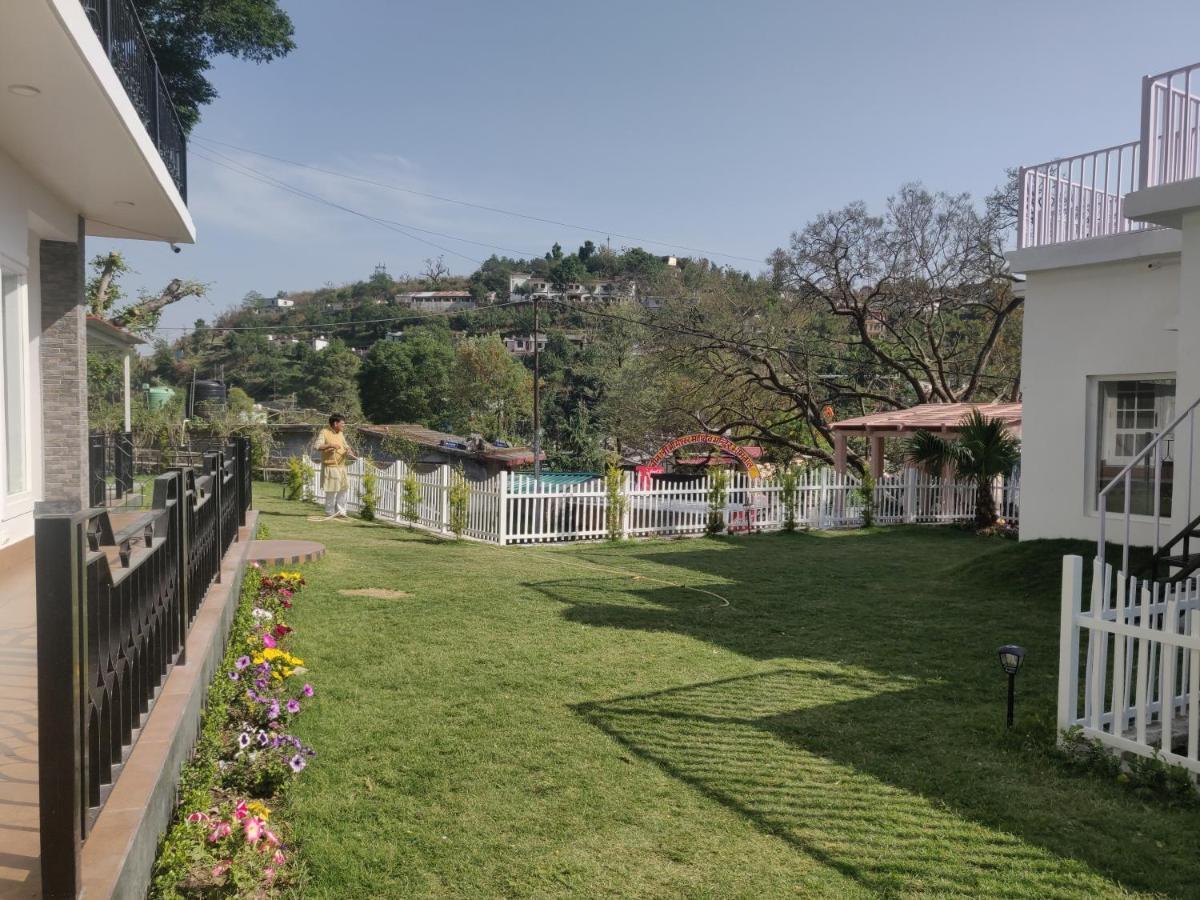 The Periwinkle Homestay Bhīm Tāl מראה חיצוני תמונה