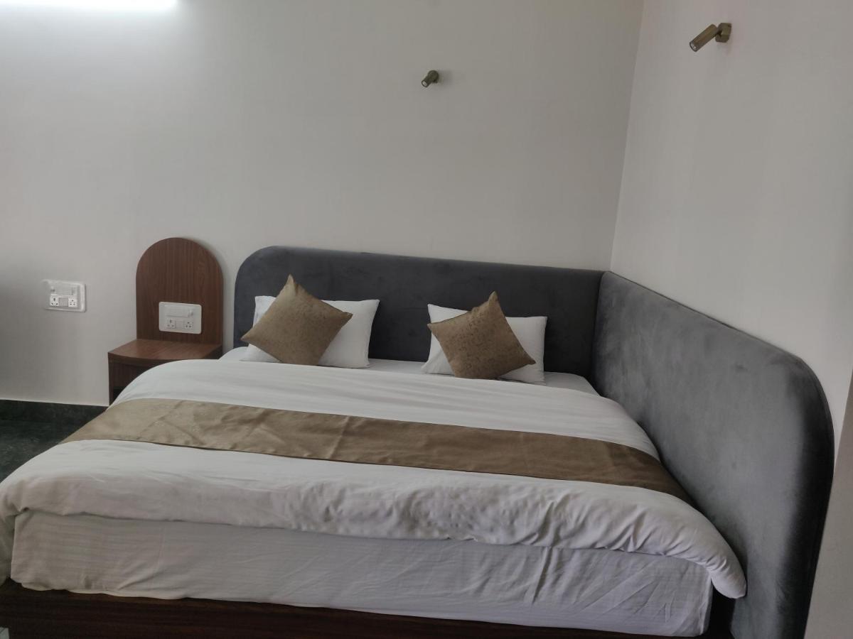 The Periwinkle Homestay Bhīm Tāl מראה חיצוני תמונה