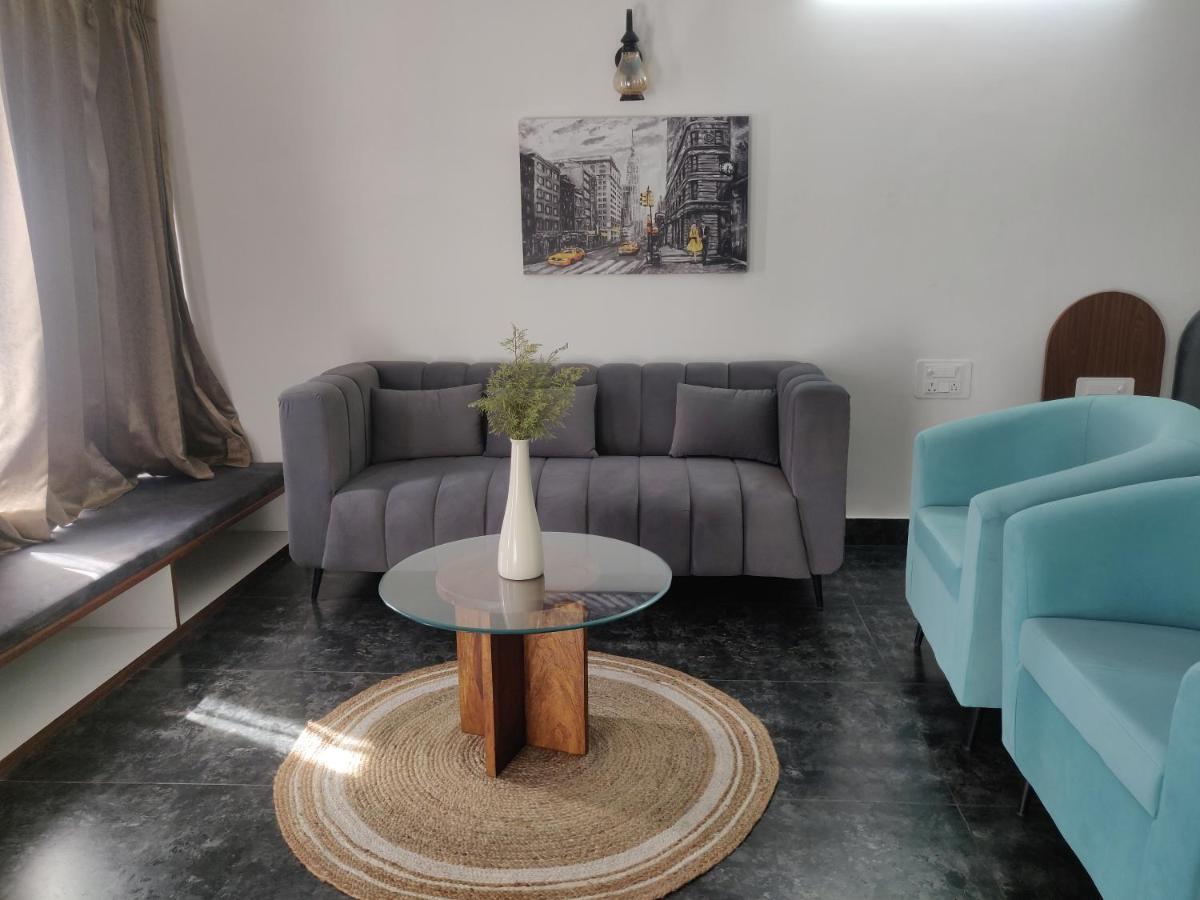 The Periwinkle Homestay Bhīm Tāl מראה חיצוני תמונה